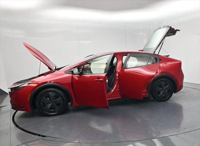 2025 Toyota Prius LE