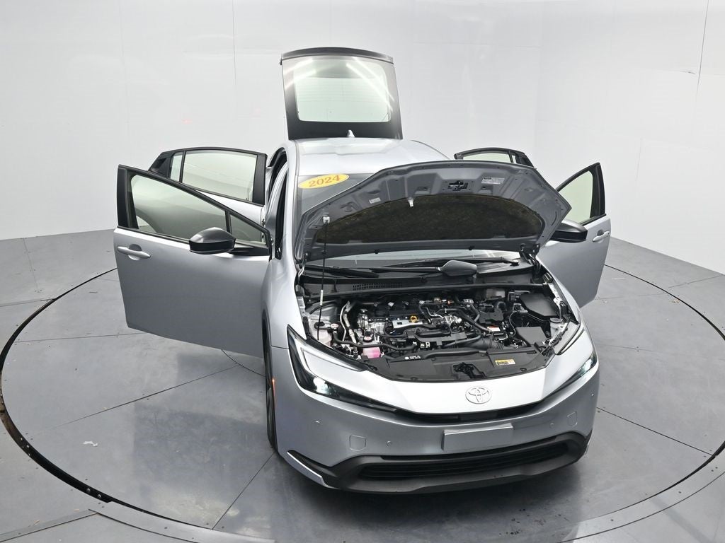 2024 Toyota Prius LE