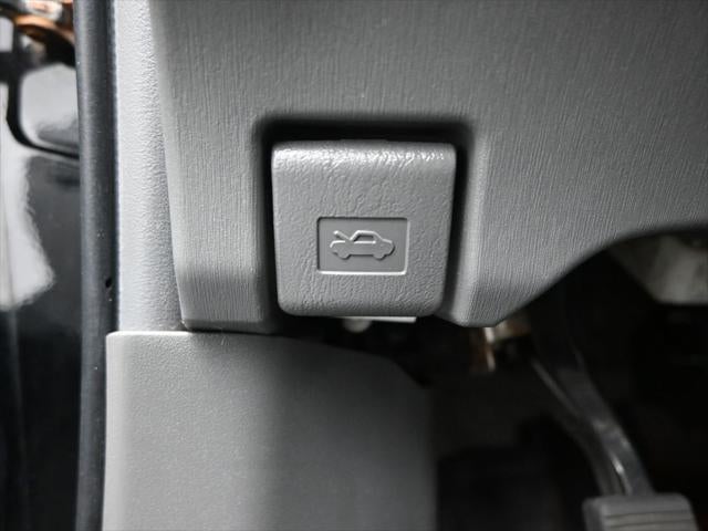 2010 Toyota Prius IV