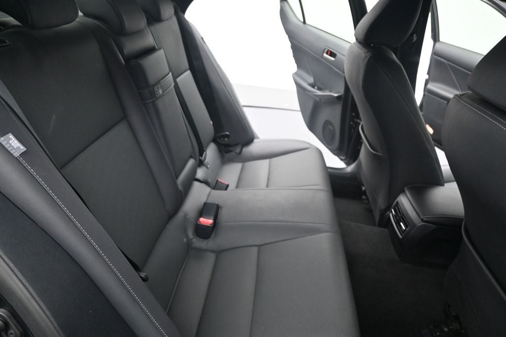2024 Lexus IS 300