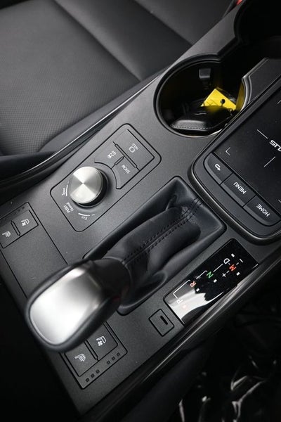 2024 Lexus IS 300