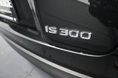 2024 Lexus IS 300