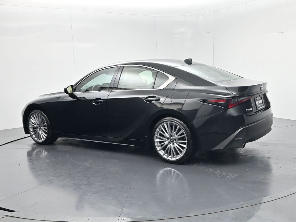 2024 Lexus IS 300