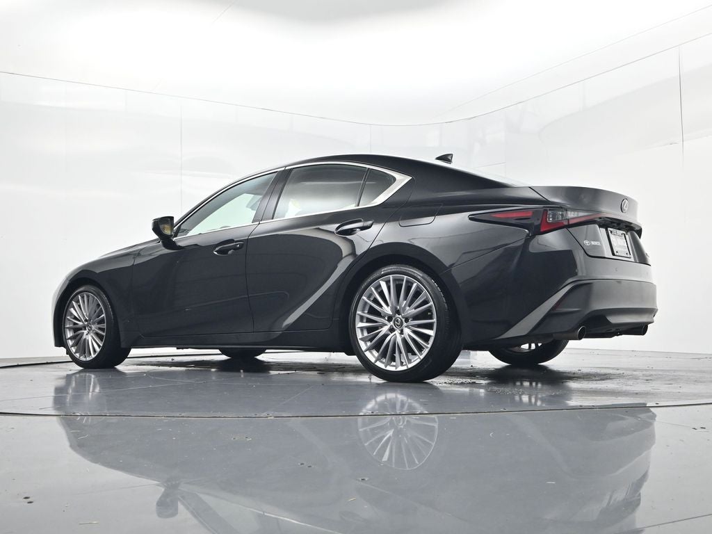 2024 Lexus IS 300