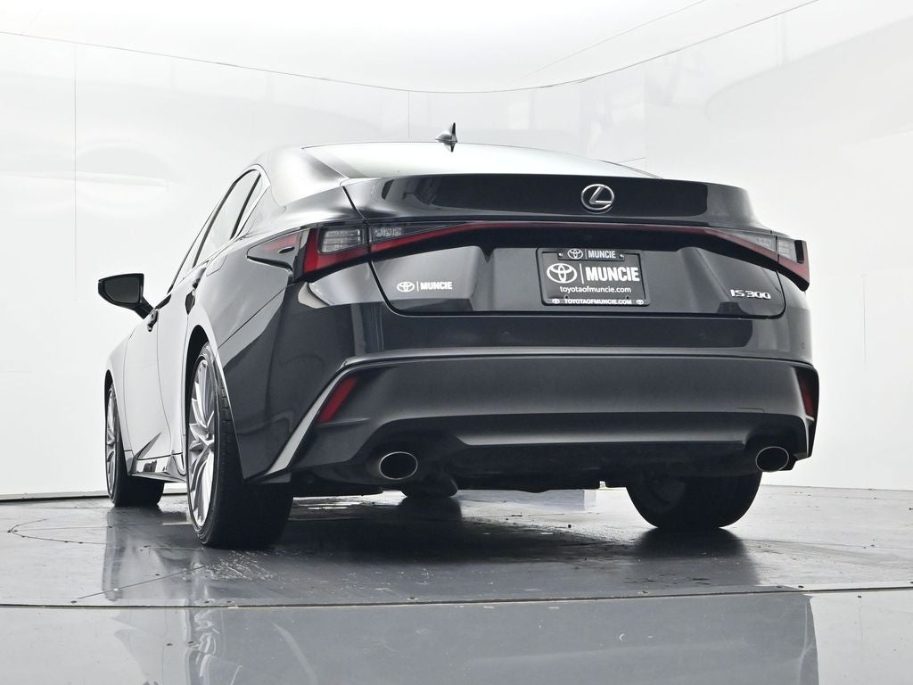 2024 Lexus IS 300