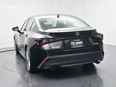 2024 Lexus IS 300