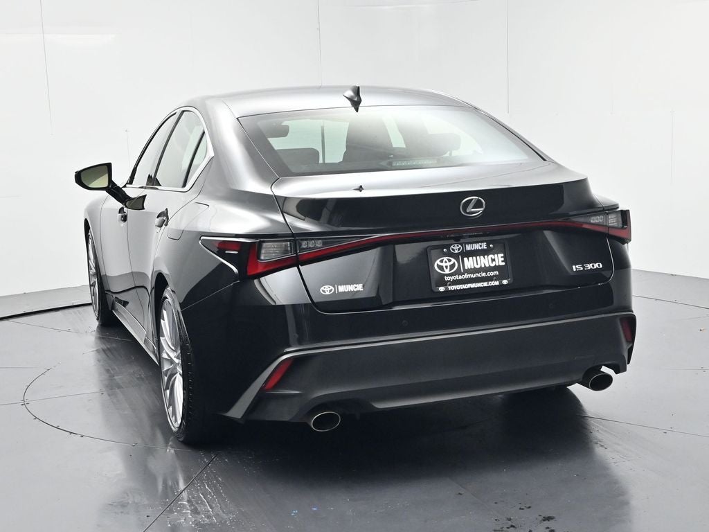2024 Lexus IS 300