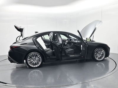 2024 Lexus IS 300
