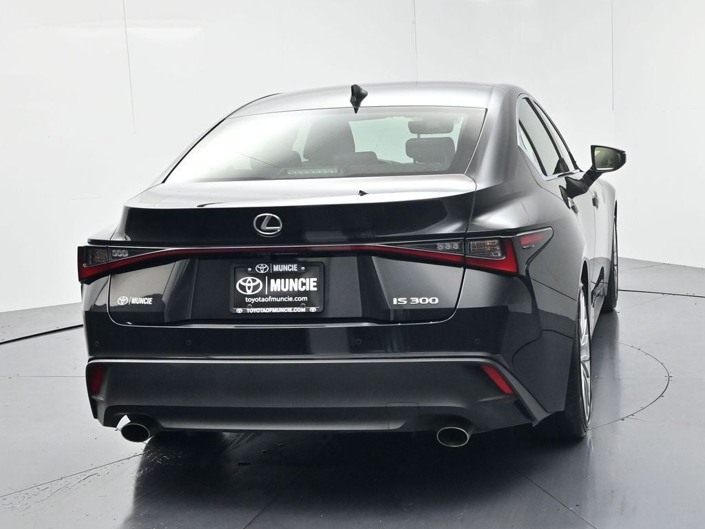 2024 Lexus IS 300