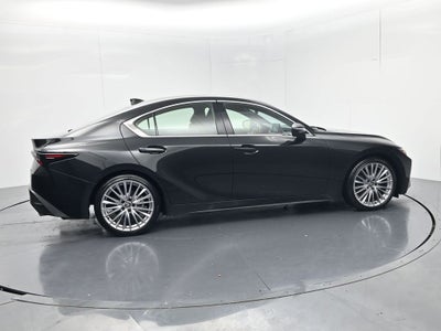 2024 Lexus IS 300