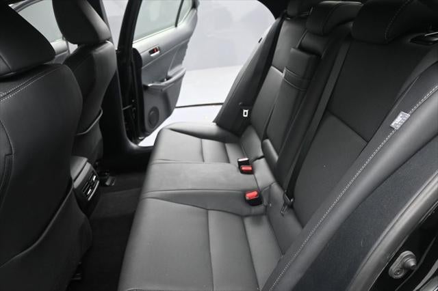 2024 Lexus IS 300