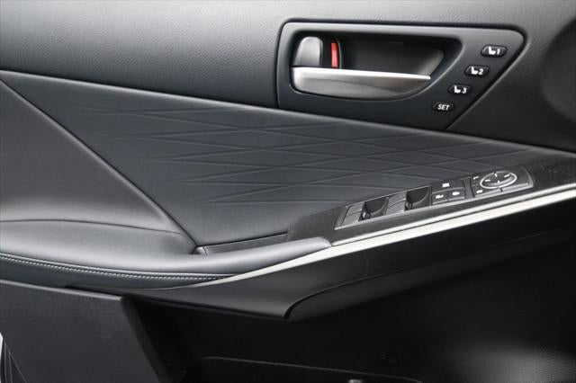2024 Lexus IS 300