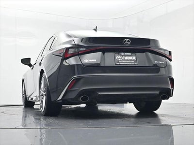 2024 Lexus IS 300
