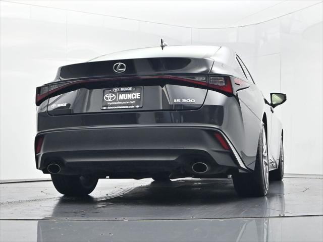 2024 Lexus IS 300