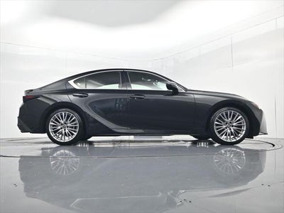 2024 Lexus IS 300