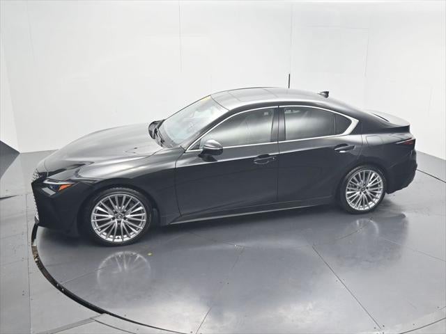 2024 Lexus IS 300