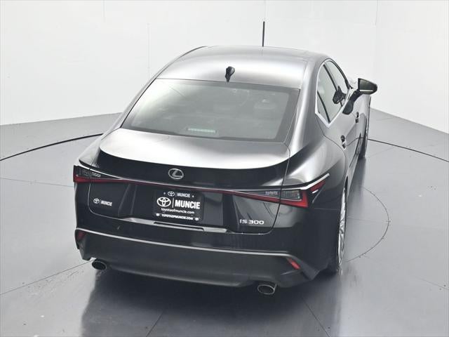 2024 Lexus IS 300