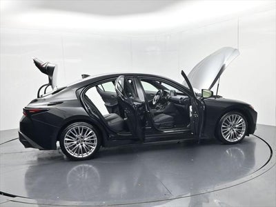 2024 Lexus IS 300