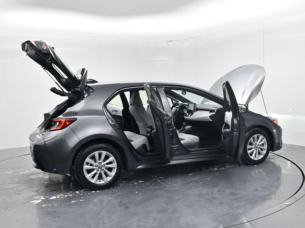 2026 Toyota Corolla Hatchback SE