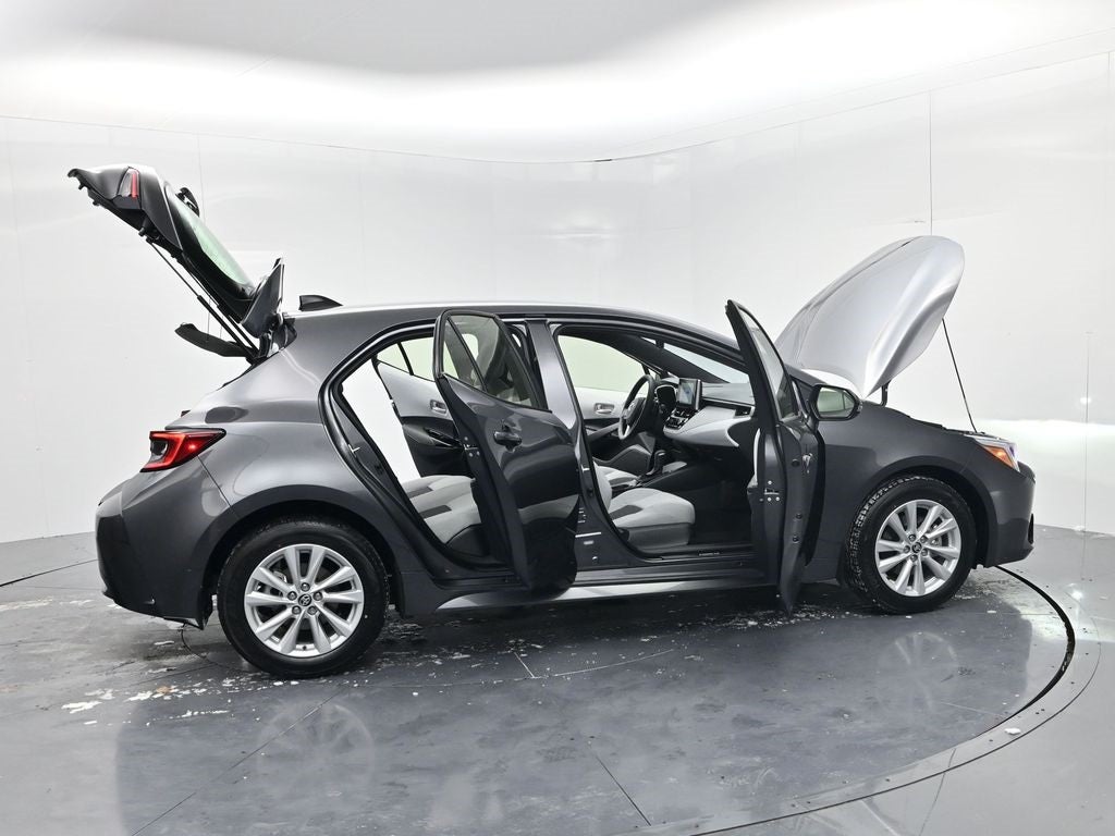 2026 Toyota Corolla Hatchback SE