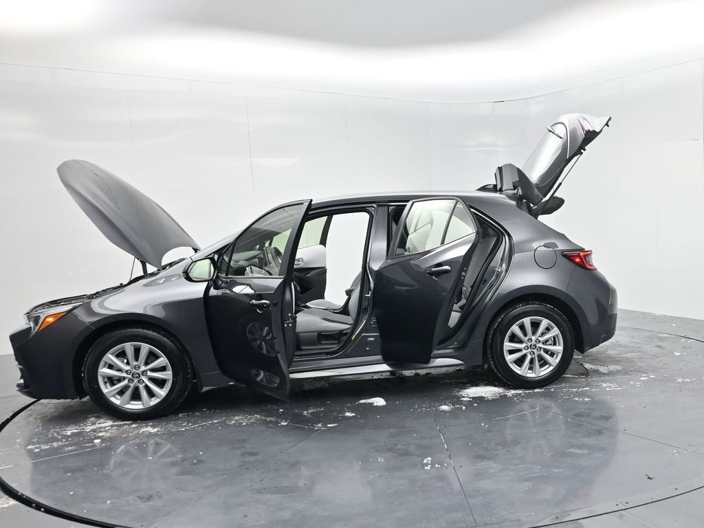 2026 Toyota Corolla Hatchback SE