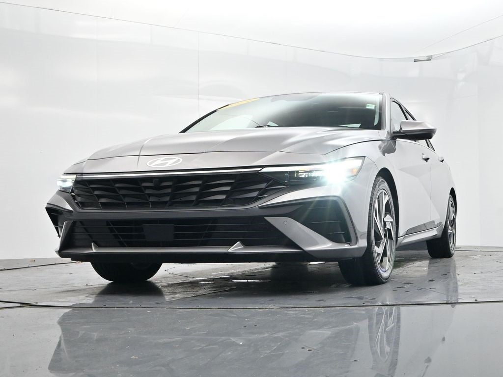 2024 Hyundai Elantra Limited