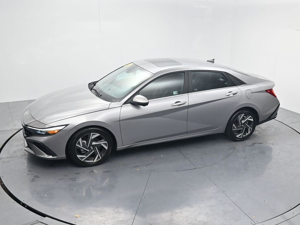 2024 Hyundai Elantra Limited