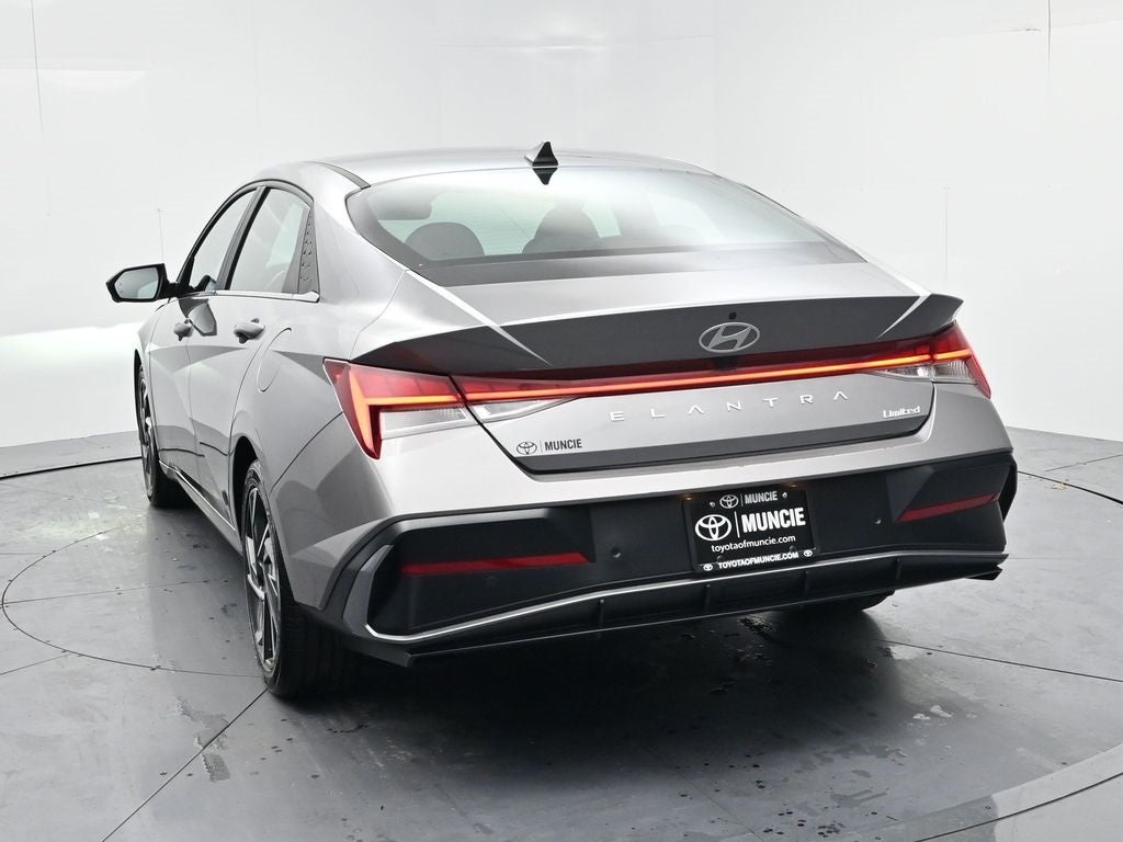 2024 Hyundai Elantra Limited