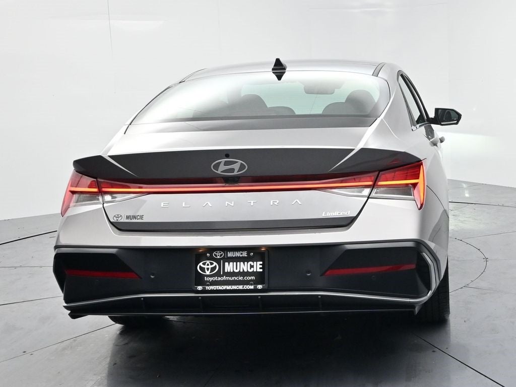 2024 Hyundai Elantra Limited
