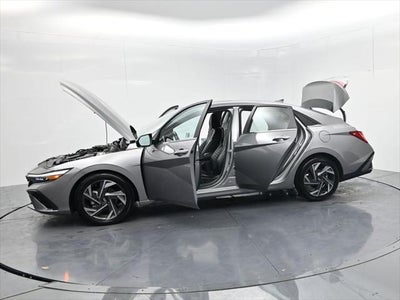 2024 Hyundai Elantra Limited