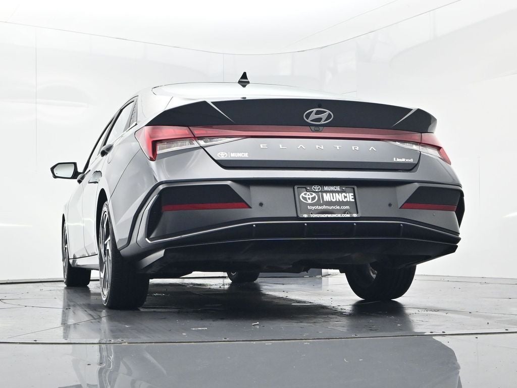 2024 Hyundai Elantra Limited