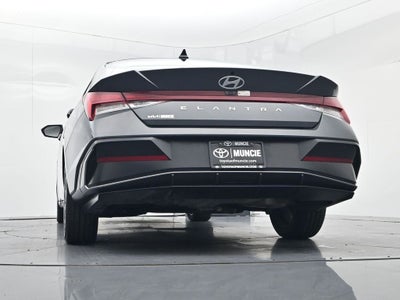 2025 Hyundai Elantra SEL Convenience