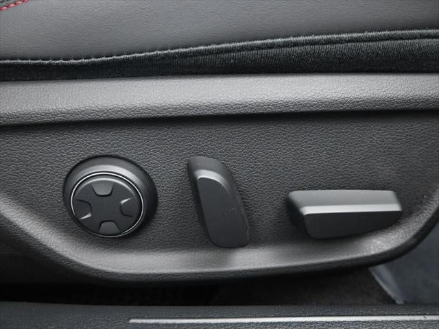 2025 Genesis G70 3.3T Sport Prestige