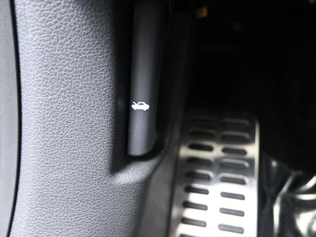 2025 Genesis G70 3.3T Sport Prestige