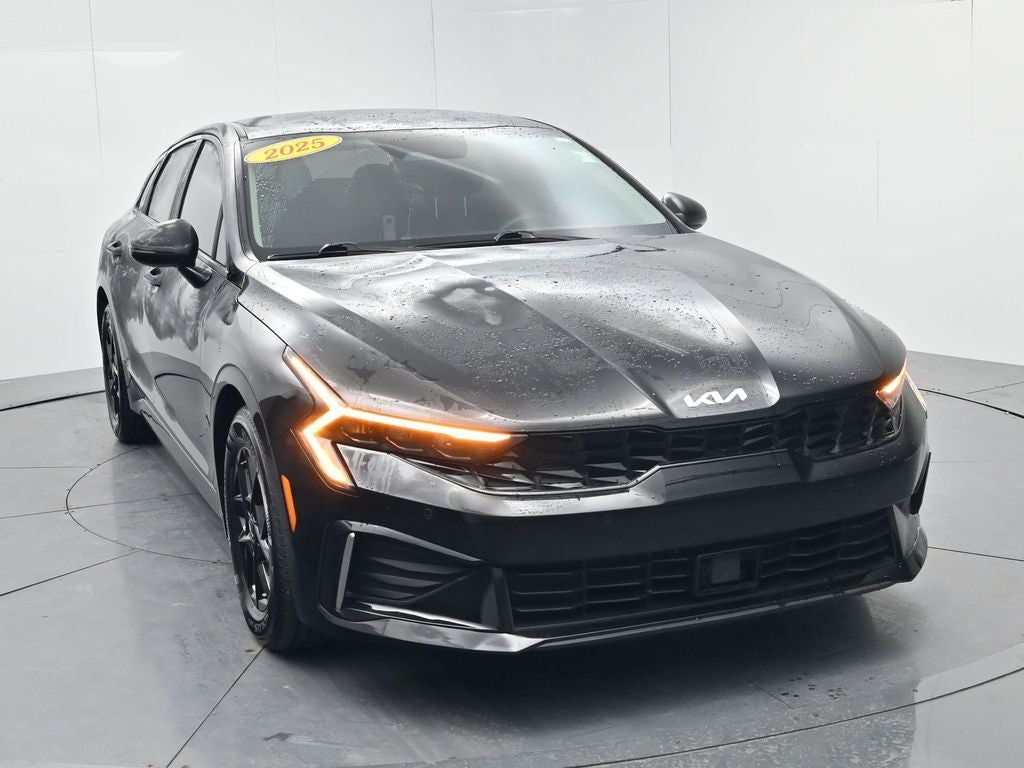 2025 Kia K5 LXS