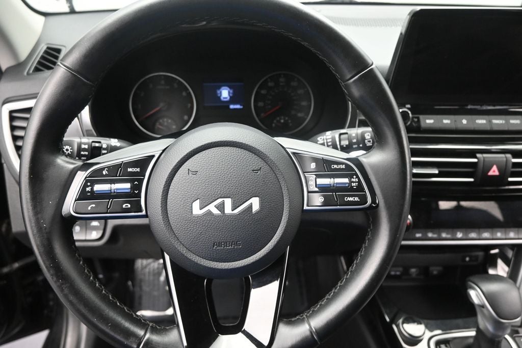 2023 Kia Seltos EX