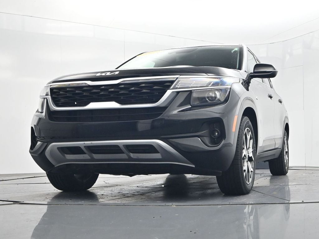 2023 Kia Seltos EX