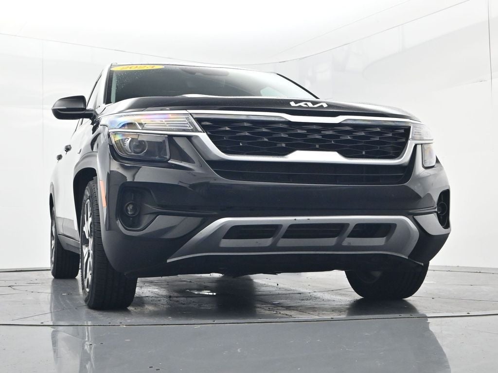 2023 Kia Seltos EX