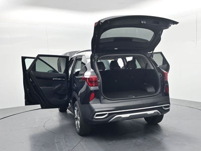 2023 Kia Seltos EX