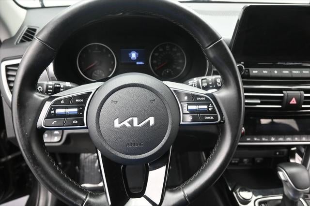 2023 Kia Seltos EX
