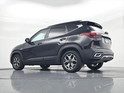 2023 Kia Seltos EX