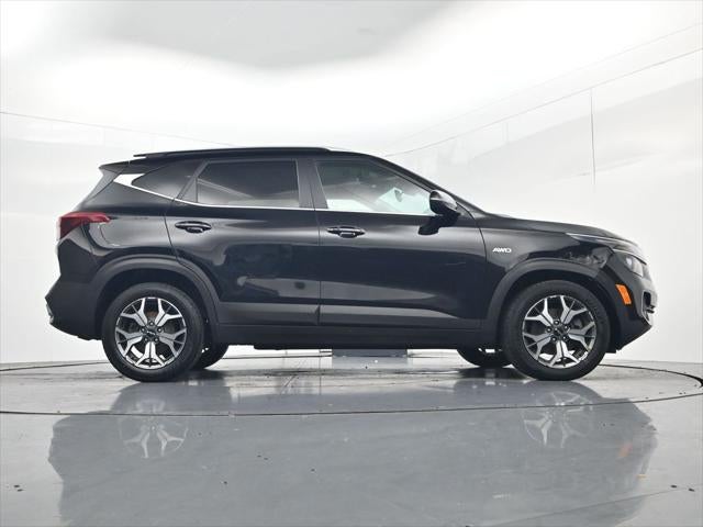 2023 Kia Seltos EX