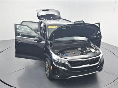 2023 Kia Seltos EX