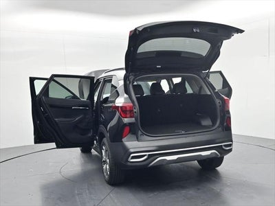 2023 Kia Seltos EX