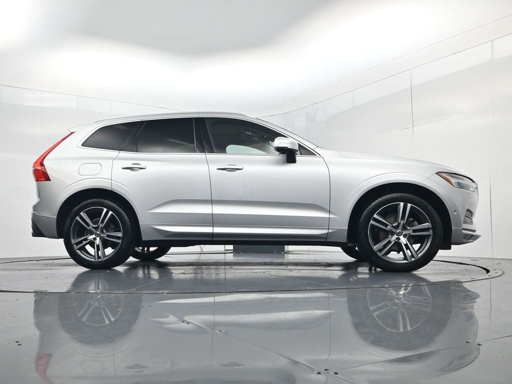 2019 Volvo XC60 T5 Momentum