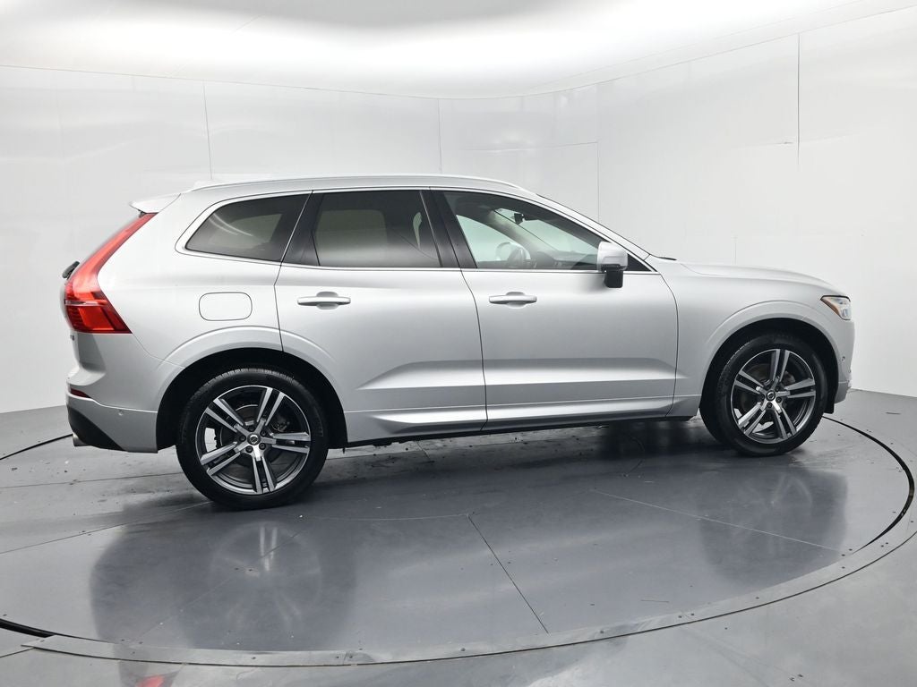 2019 Volvo XC60 T5 Momentum
