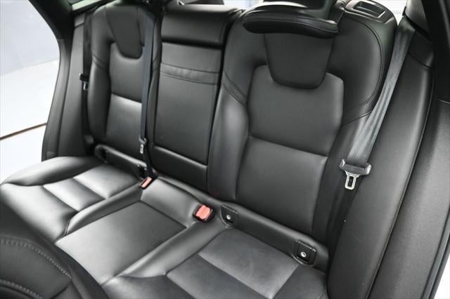 2019 Volvo XC60 T5 Momentum