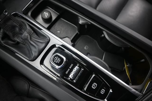 2019 Volvo XC60 T5 Momentum