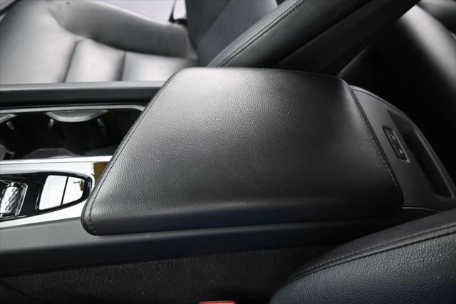 2019 Volvo XC60 T5 Momentum