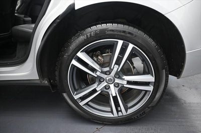 2019 Volvo XC60 T5 Momentum